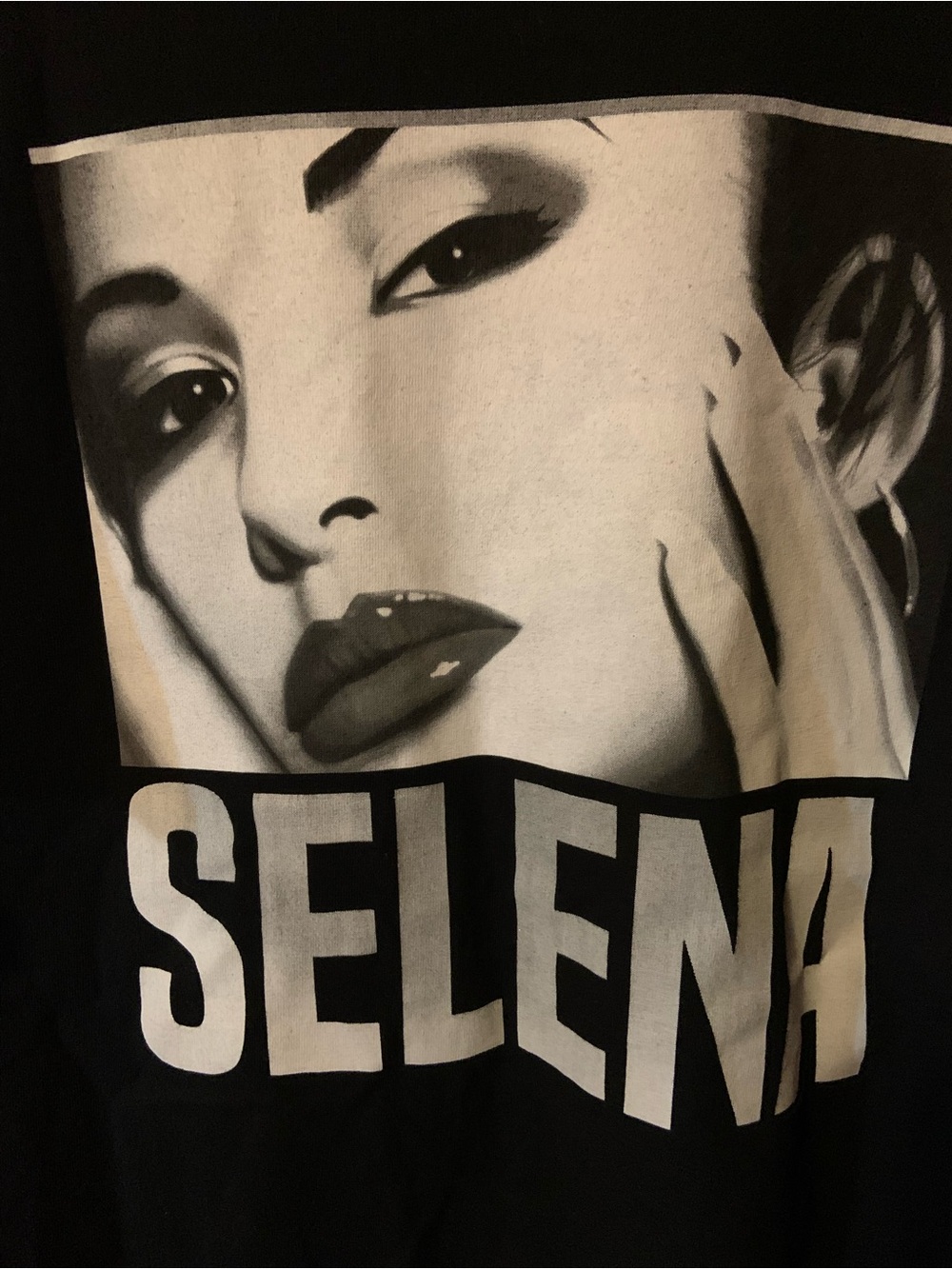 NWOT Official Selena Portrait T Shirt Black size Large